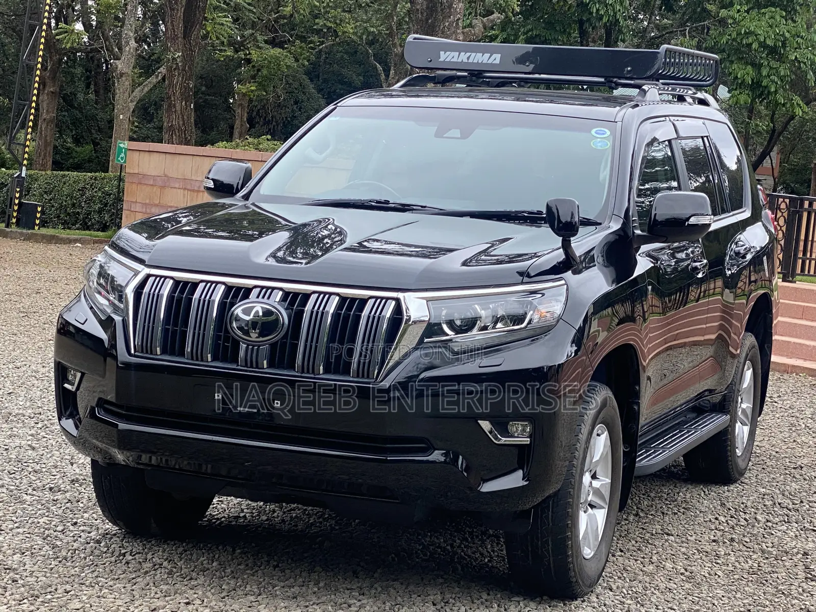 Toyota Land Cruiser Prado 2.7 2020 Black