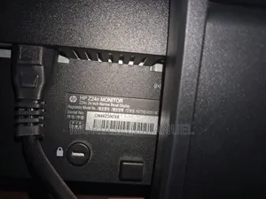 Hp Z24n 24" Ips Monitor + Free Keyboard, Hdmi/Vga Adapters Cables