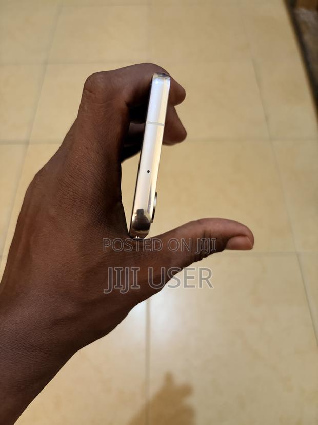 Samsung Galaxy S23 256 GB White - thumbnail 11