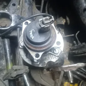 Ex-Japan Toyota Noah Hubs