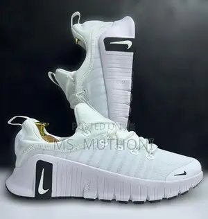 Quality Ladies Nike Trainers / Runners Size 37-40