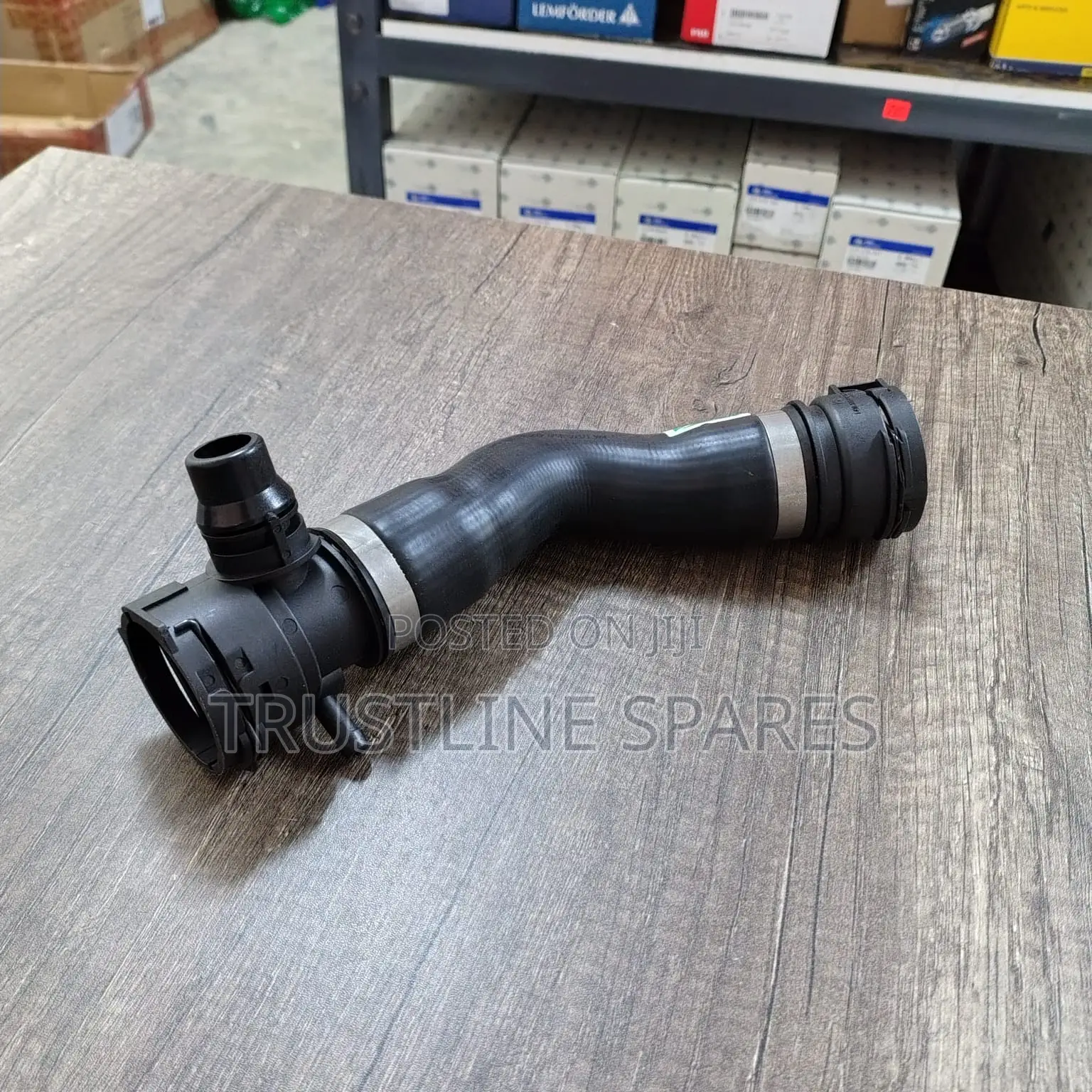BMW X3 E83 Upper Radiator Pipe – Reliable Cooling Hose Fit