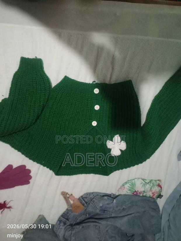 Chunky Green Crochet Cardigan - thumbnail 5