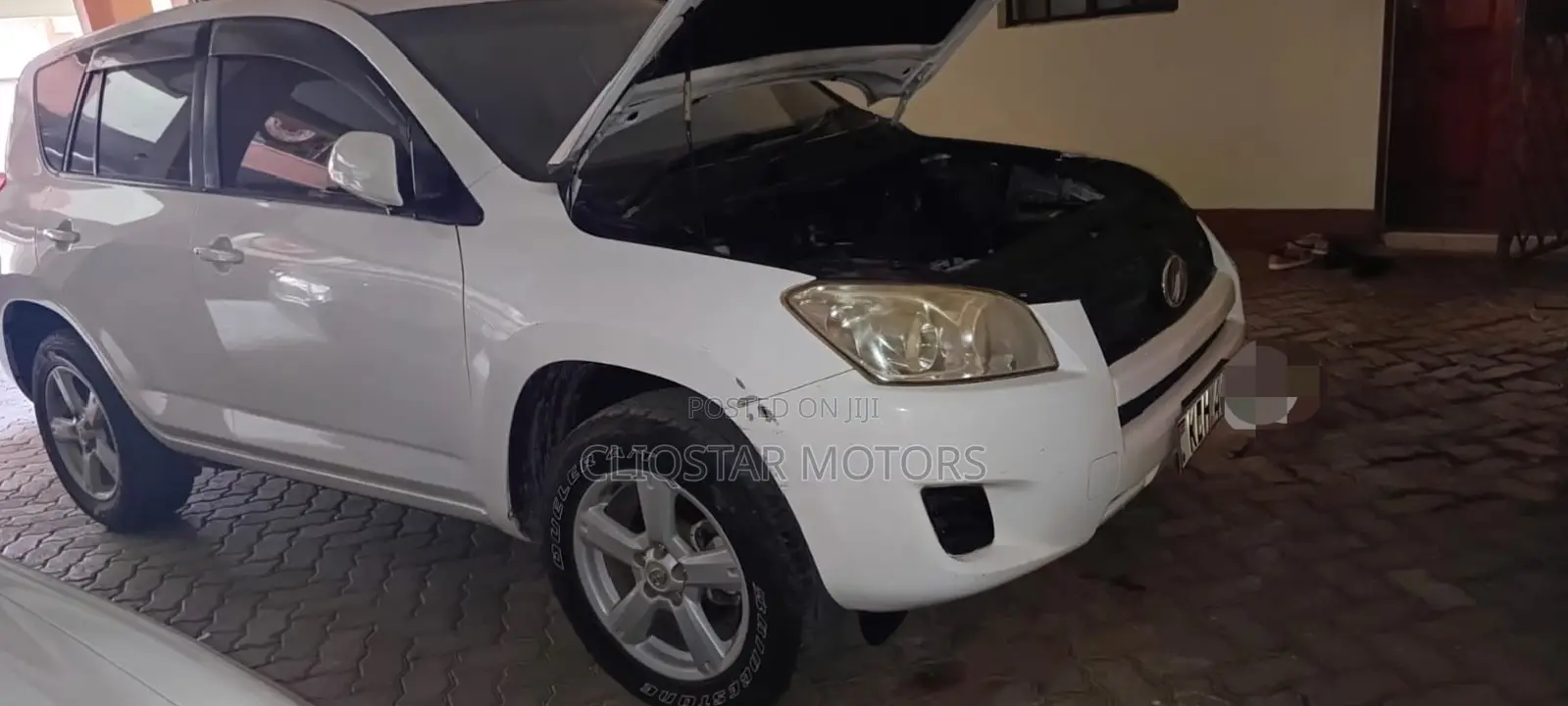 Toyota RAV4 V6 2009 White