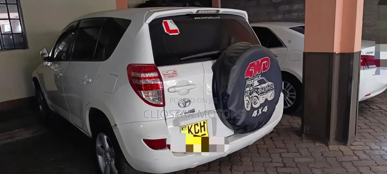 Toyota RAV4 V6 2009 White