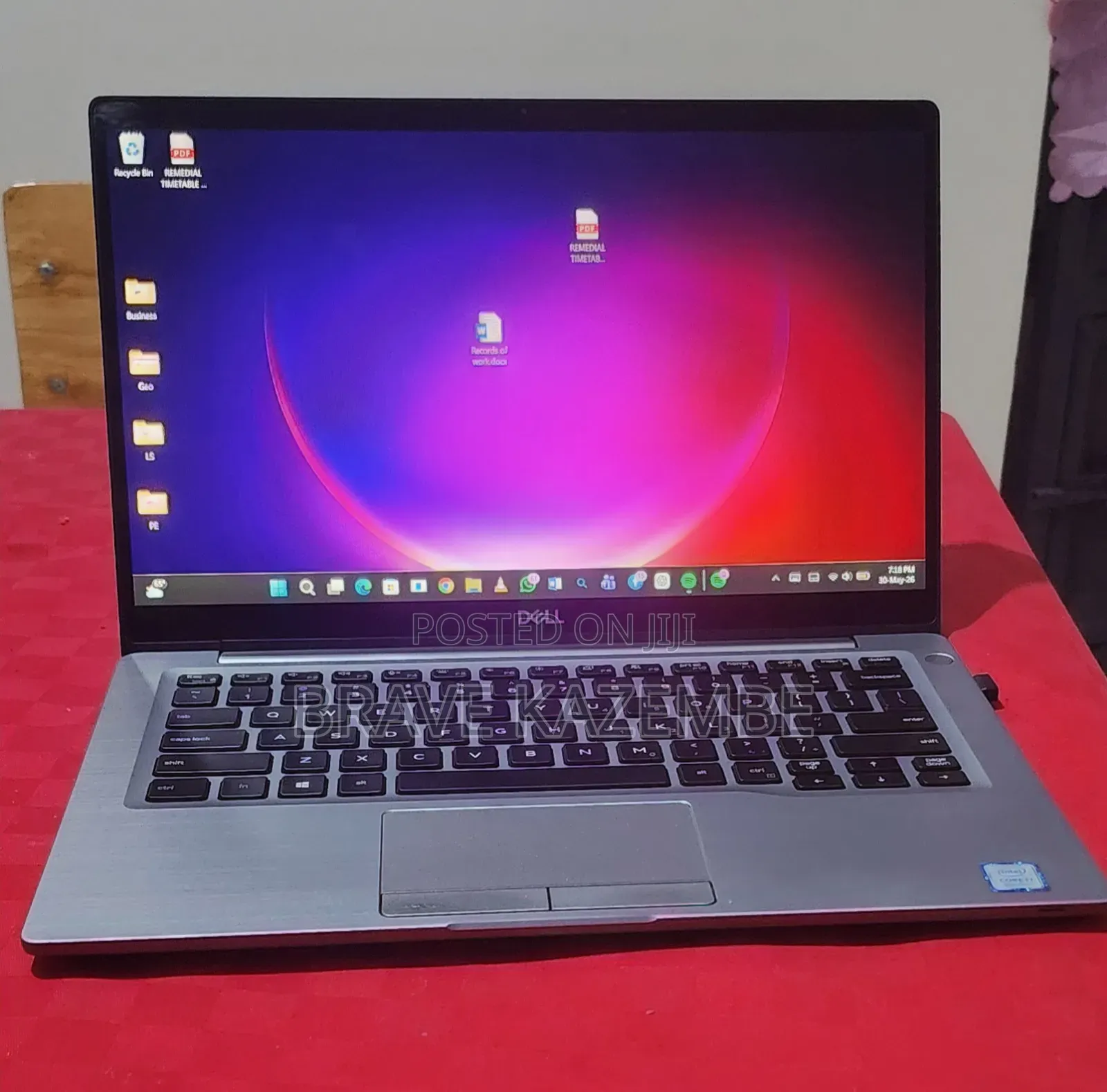 Laptop Dell Latitude 7400 8GB Intel Core i7 HDD 256GB