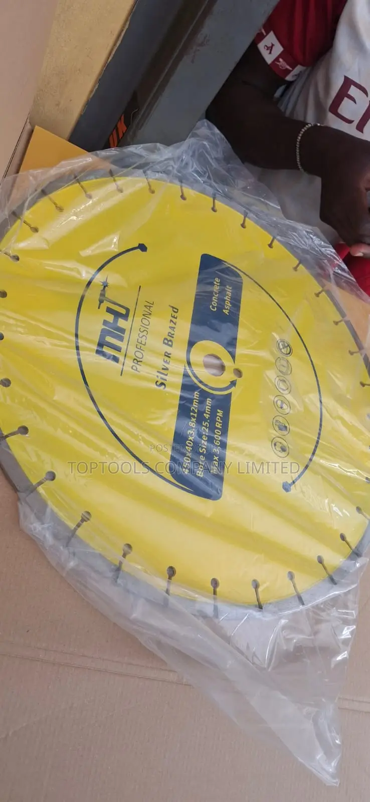 Asphalt Concrete or Stone Cutting Disc 18inch