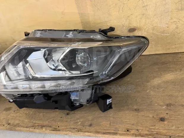 Nt32 Headlights Xenon - thumbnail 2