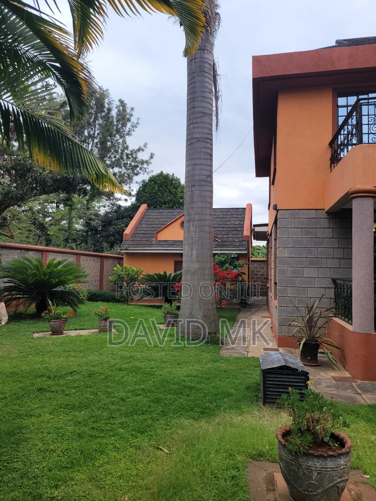 5bdrm Maisonette in Sukari for sale