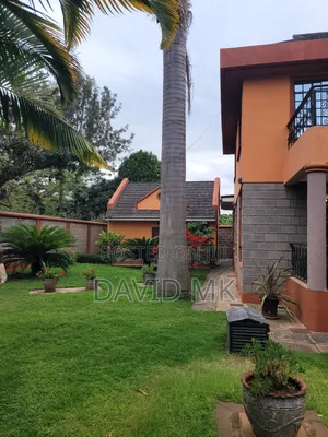 5bdrm Maisonette in Sukari for sale