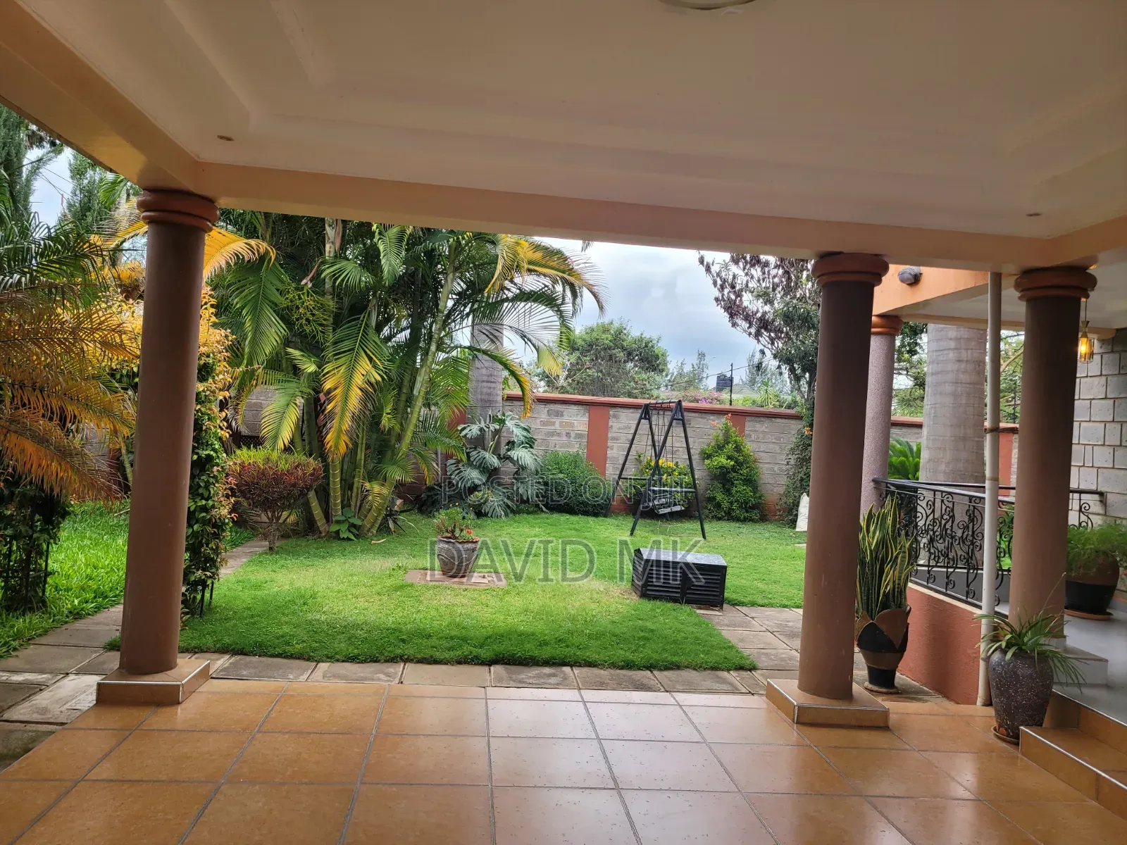 5bdrm Maisonette in Sukari for sale