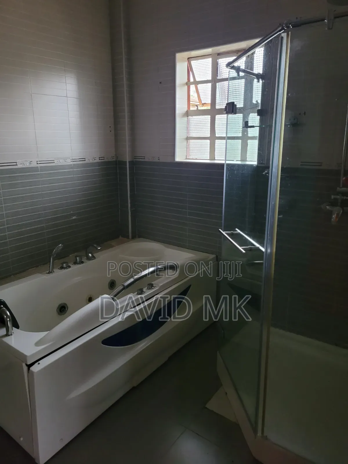5bdrm Maisonette in Sukari for sale