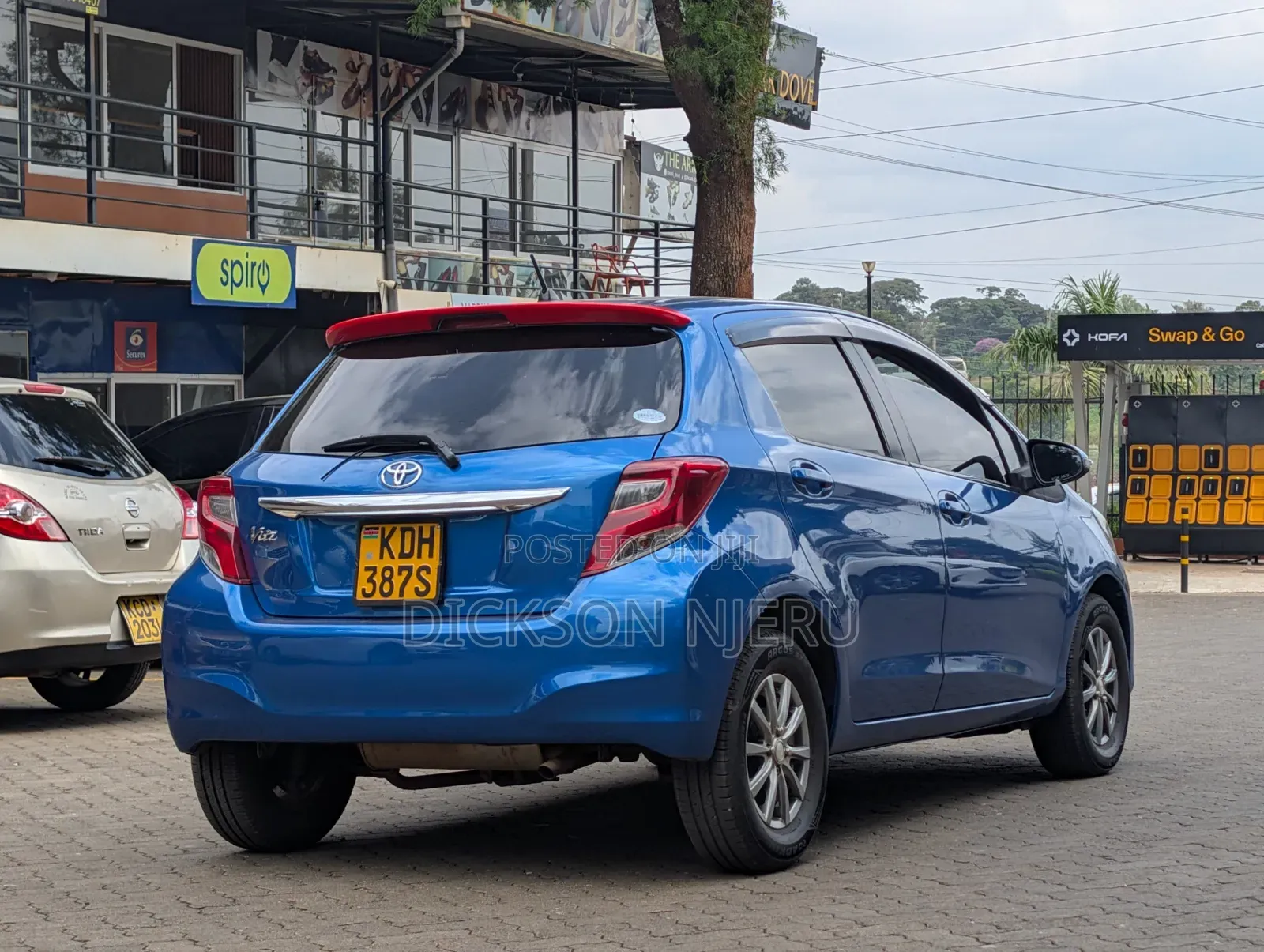 Toyota Vitz 2015 Blue
