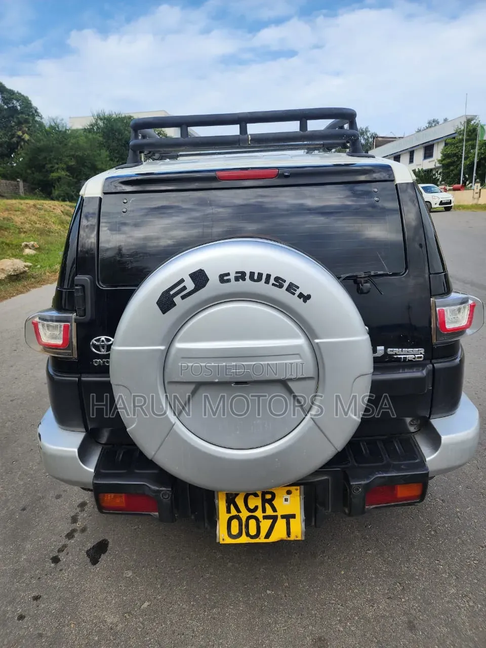 Toyota FJ Cruiser 2011 Black