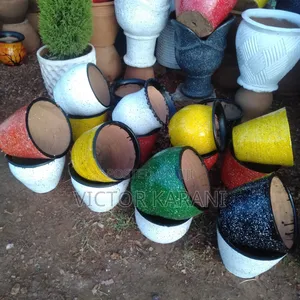 Medium Pots