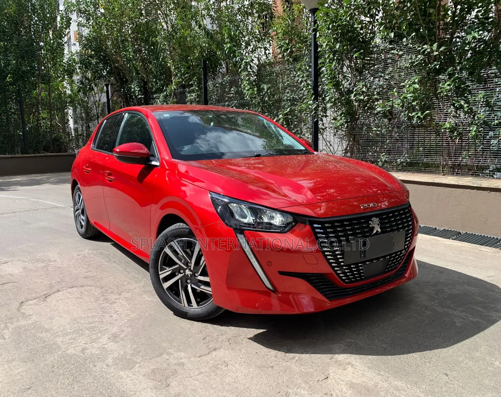 Peugeot 208 2020 Red