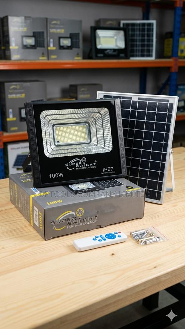 Super Bright Solar Floodlight 100watts