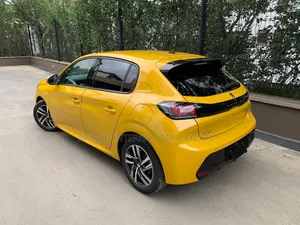 Peugeot 208 2020 Yellow