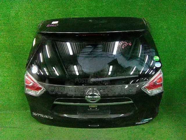 X-Trail 2016 Boot/Tailgate