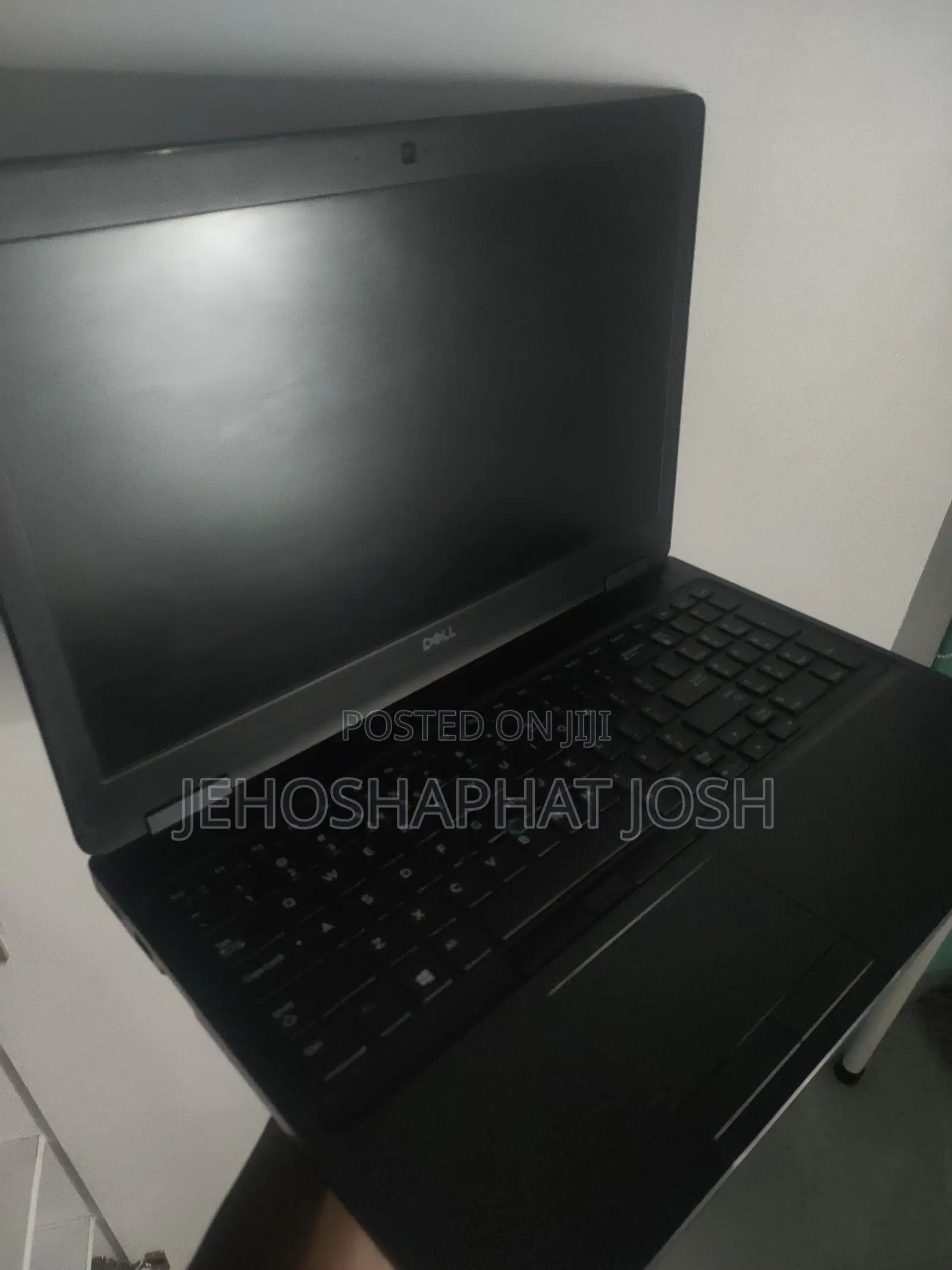Laptop Dell Latitude 7390 8GB Intel Core i5 SSD 256GB