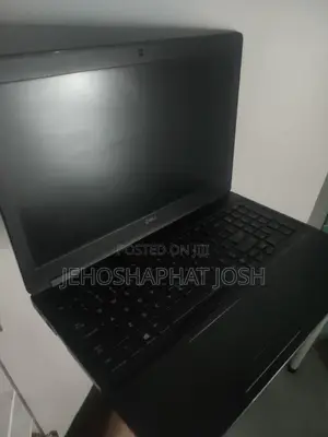 Laptop Dell Latitude 7390 8GB Intel Core i5 SSD 256GB