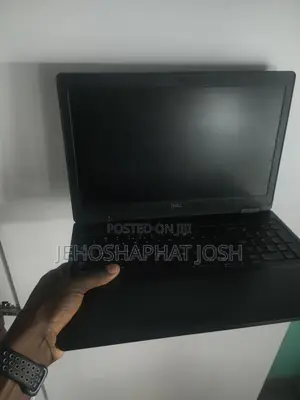 Laptop Dell Latitude 7390 8GB Intel Core i5 SSD 256GB