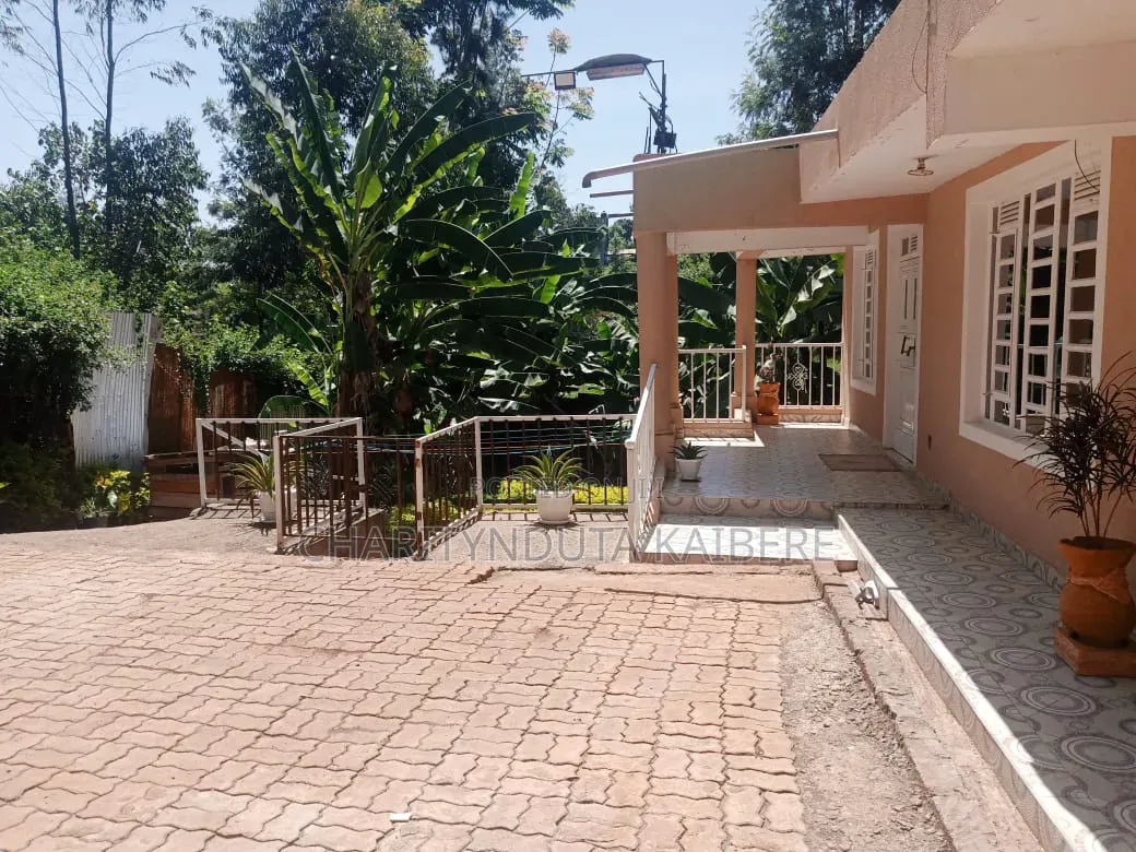Mini Flat in Muongoiya, Muchatha for sale