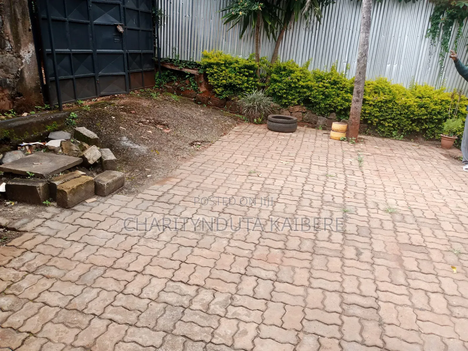 Mini Flat in Muongoiya, Muchatha for sale