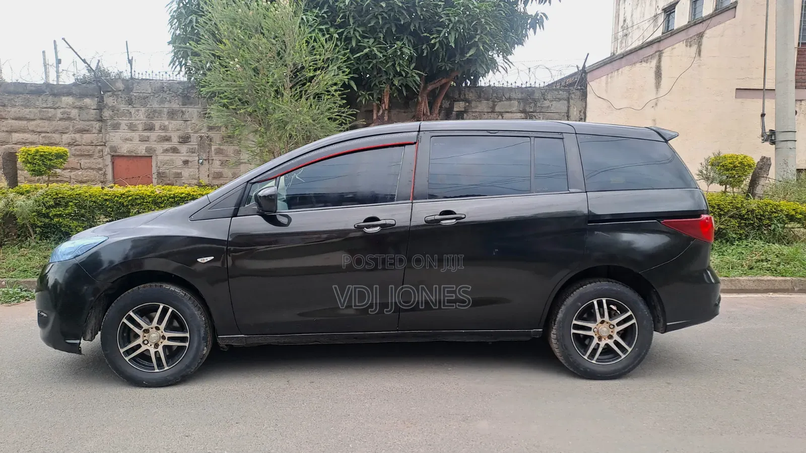 Nissan Lafesta 2011 Black