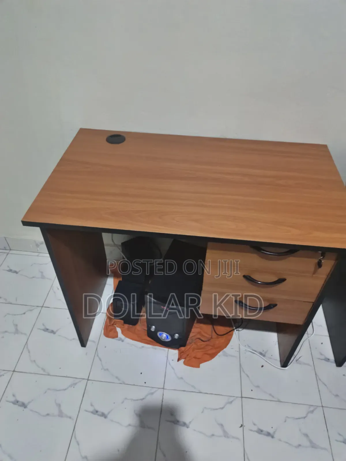 Office Desk