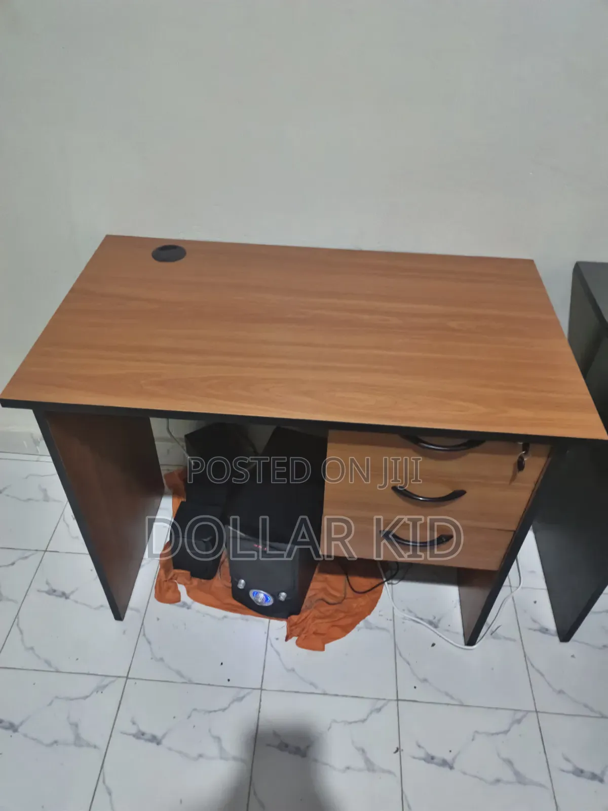 Office Desk