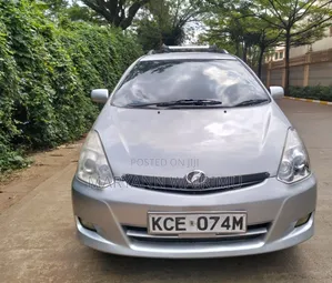 Toyota Wish 2009 Silver