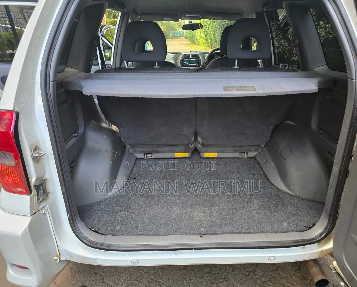 Toyota RAV4 Automatic 2000 White