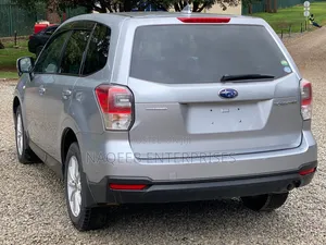 Subaru Forester 2018 Silver