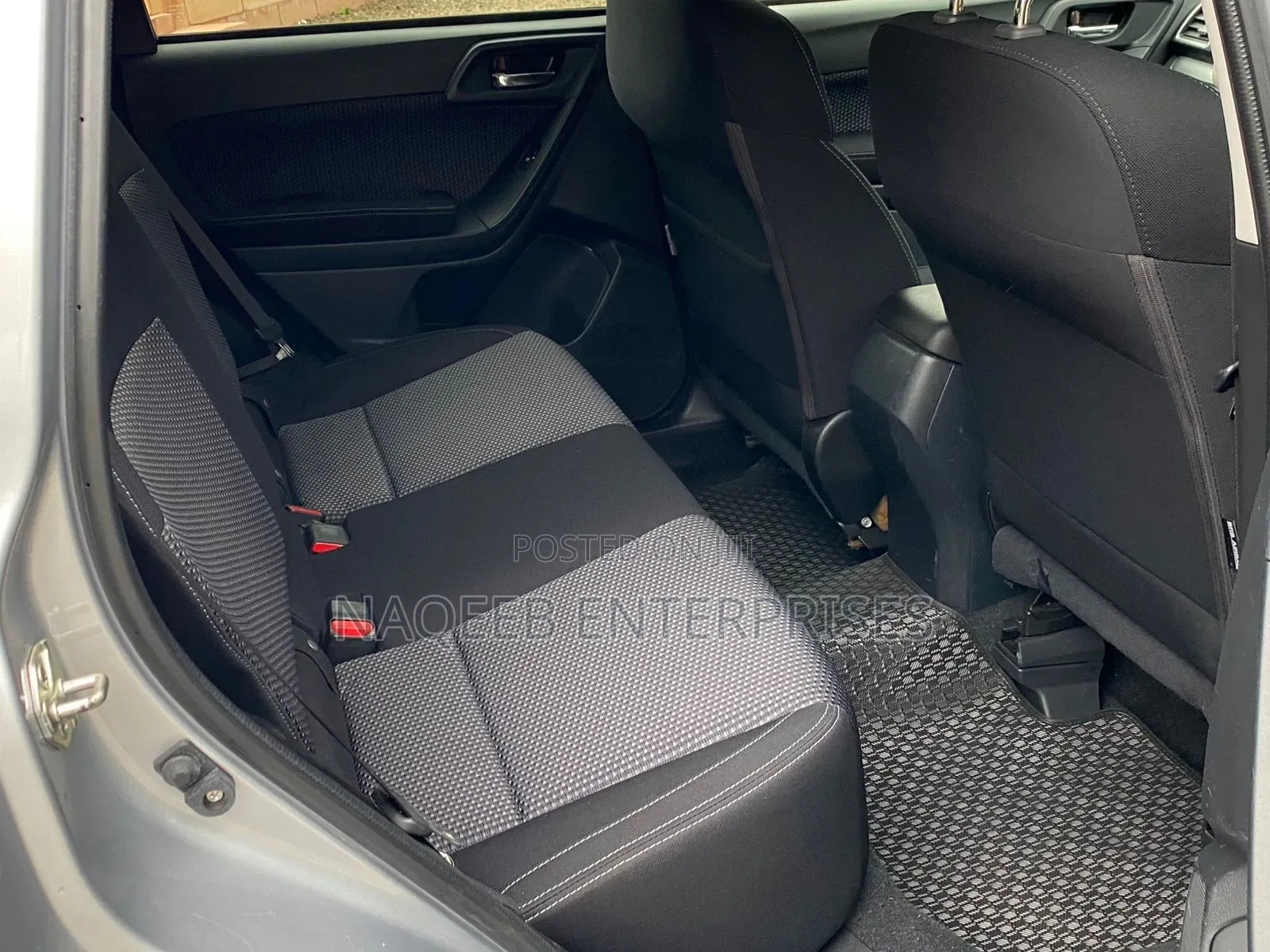 Subaru Forester 2018 Silver