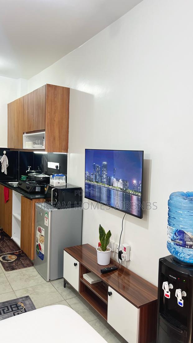 Dream Homes Airbnbs - thumbnail 5