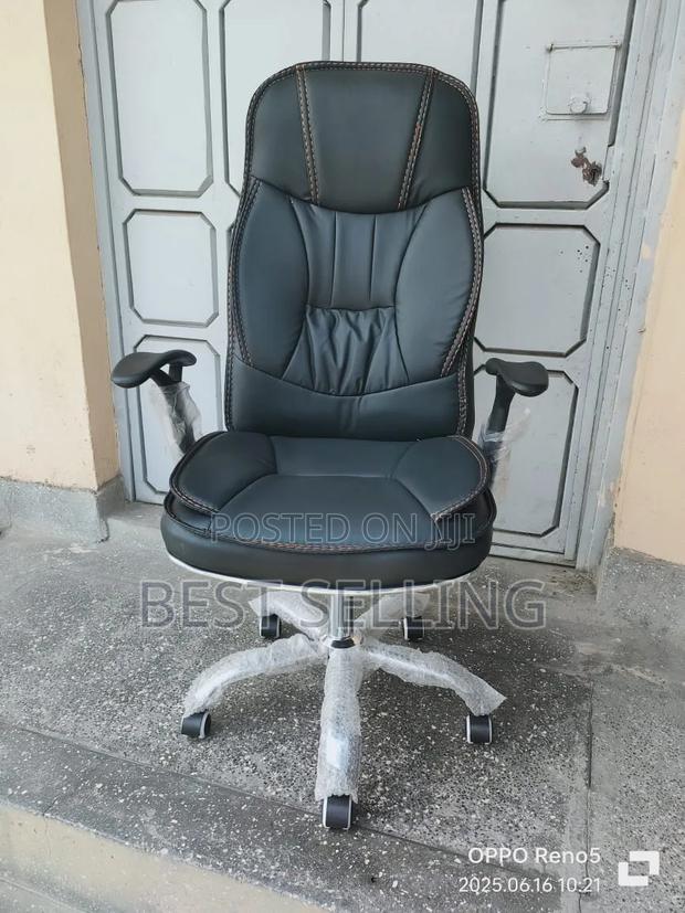 Leathered C-35 Office Chair