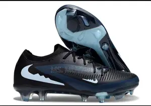 Brand New Phantom Luna Elite Tf Cleats Size 36-38
