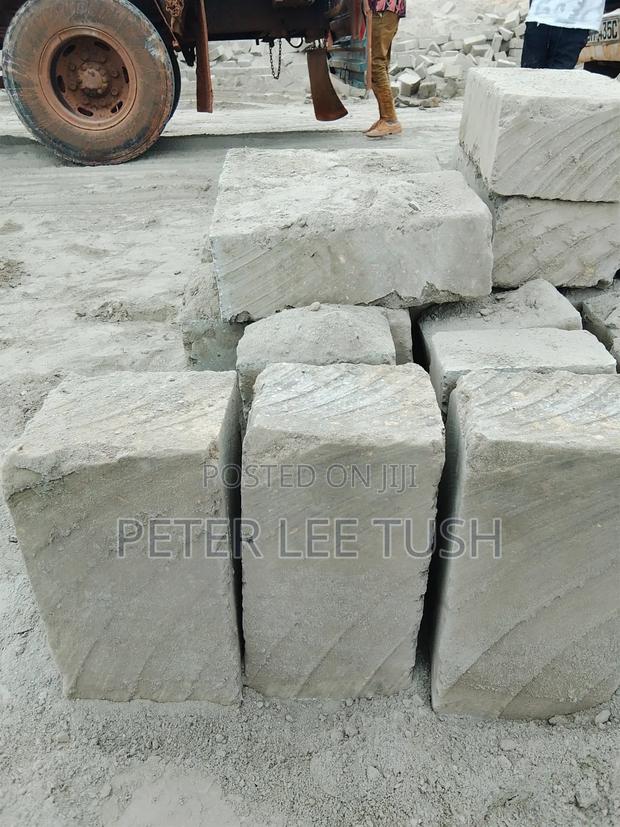 Grade I Machine Cut Building Stones - thumbnail 3