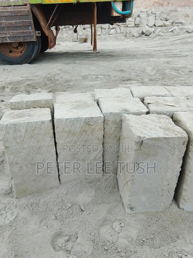 Grade I Machine Cut Building Stones - thumbnail 4
