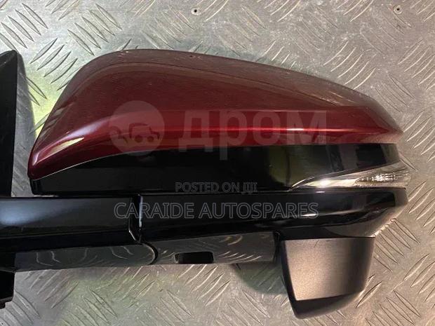 Harrier New Model Side Mirror - main view