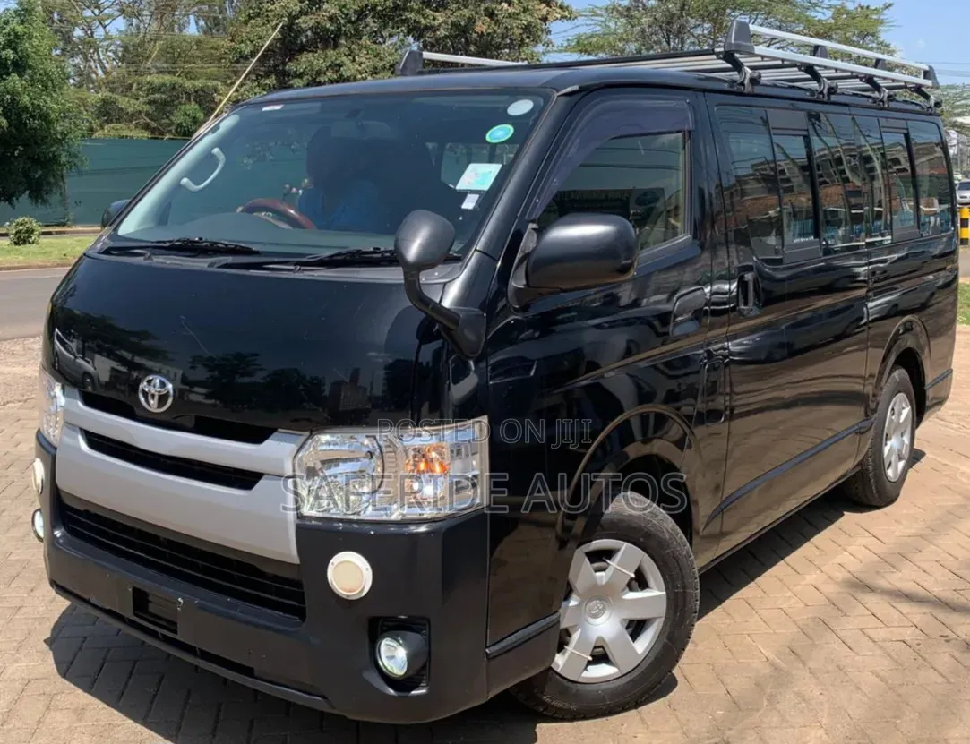 Toyota HiAce 2017 Black
