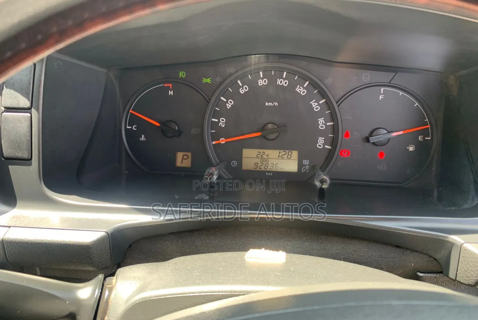 Toyota HiAce 2017 Black
