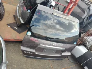 Nt31 2010 Boot/Tailgate