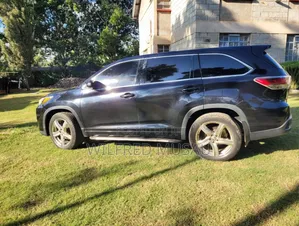 Toyota Kluger 2013 Black