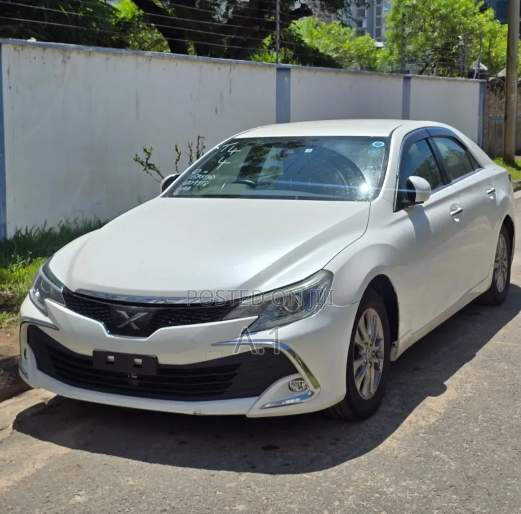 Toyota Mark X 2.5 RWD 2018 White