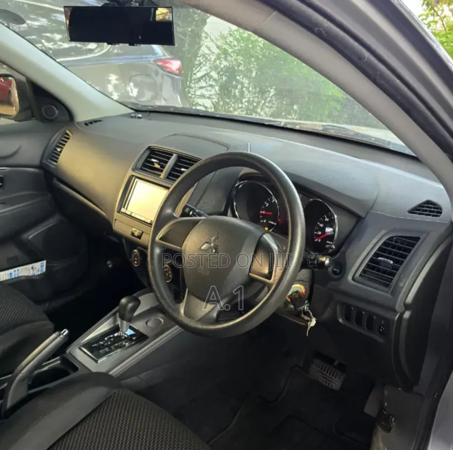 Mitsubishi RVR 2018 Gray
