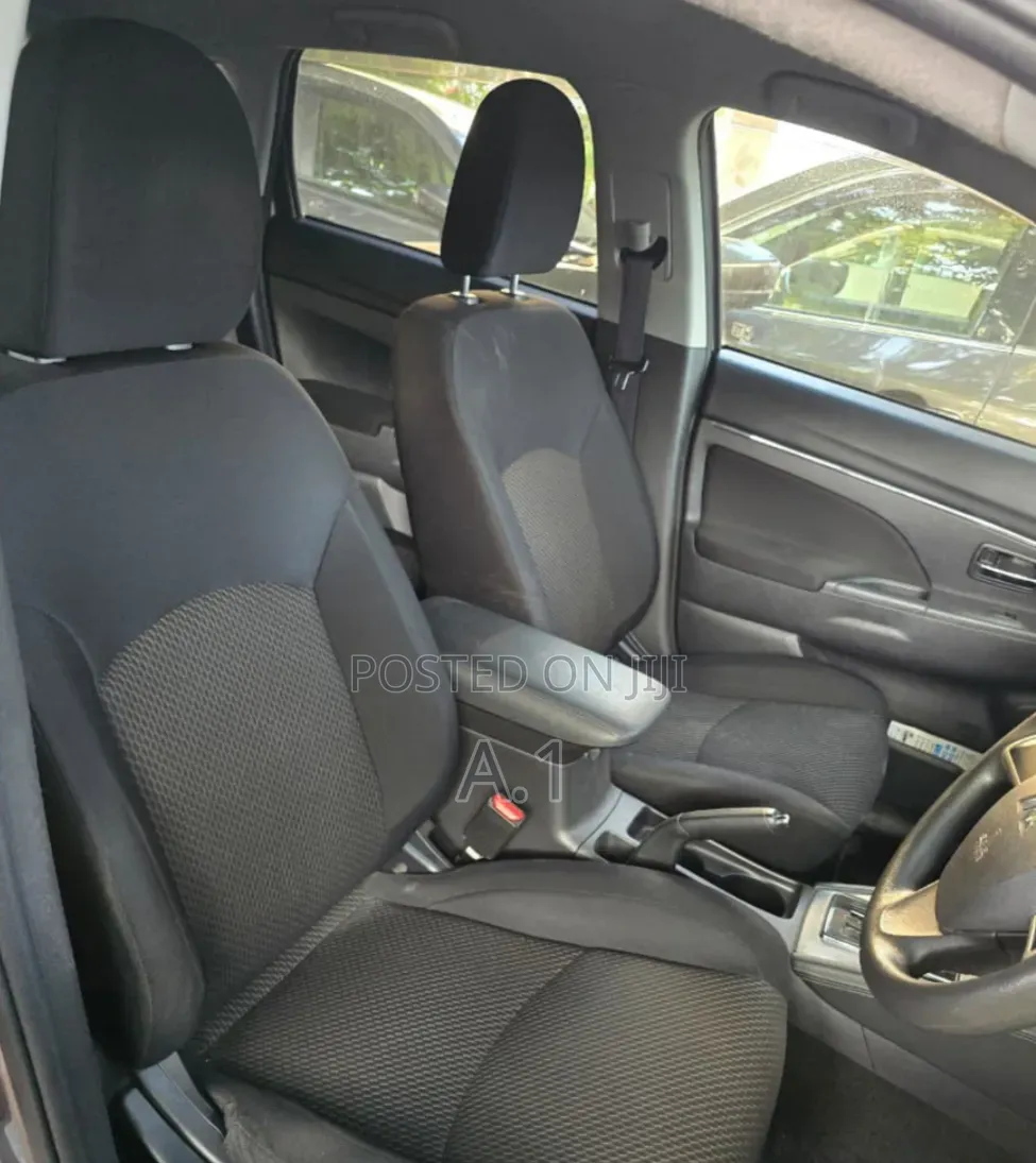 Mitsubishi RVR 2018 Gray