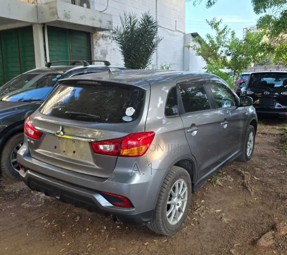 Mitsubishi RVR 2018 Gray
