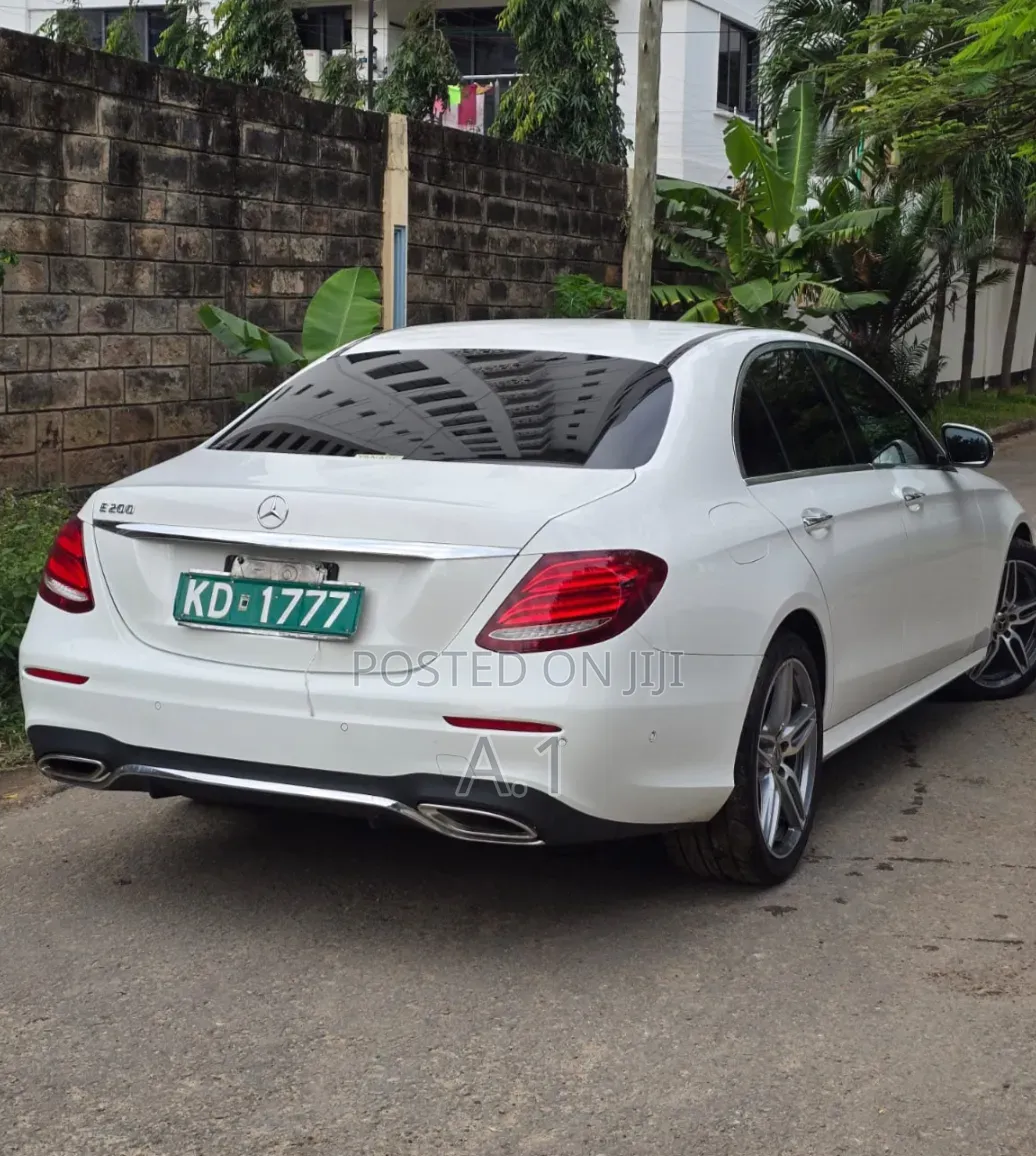 Mercedes-Benz E200 2019 White